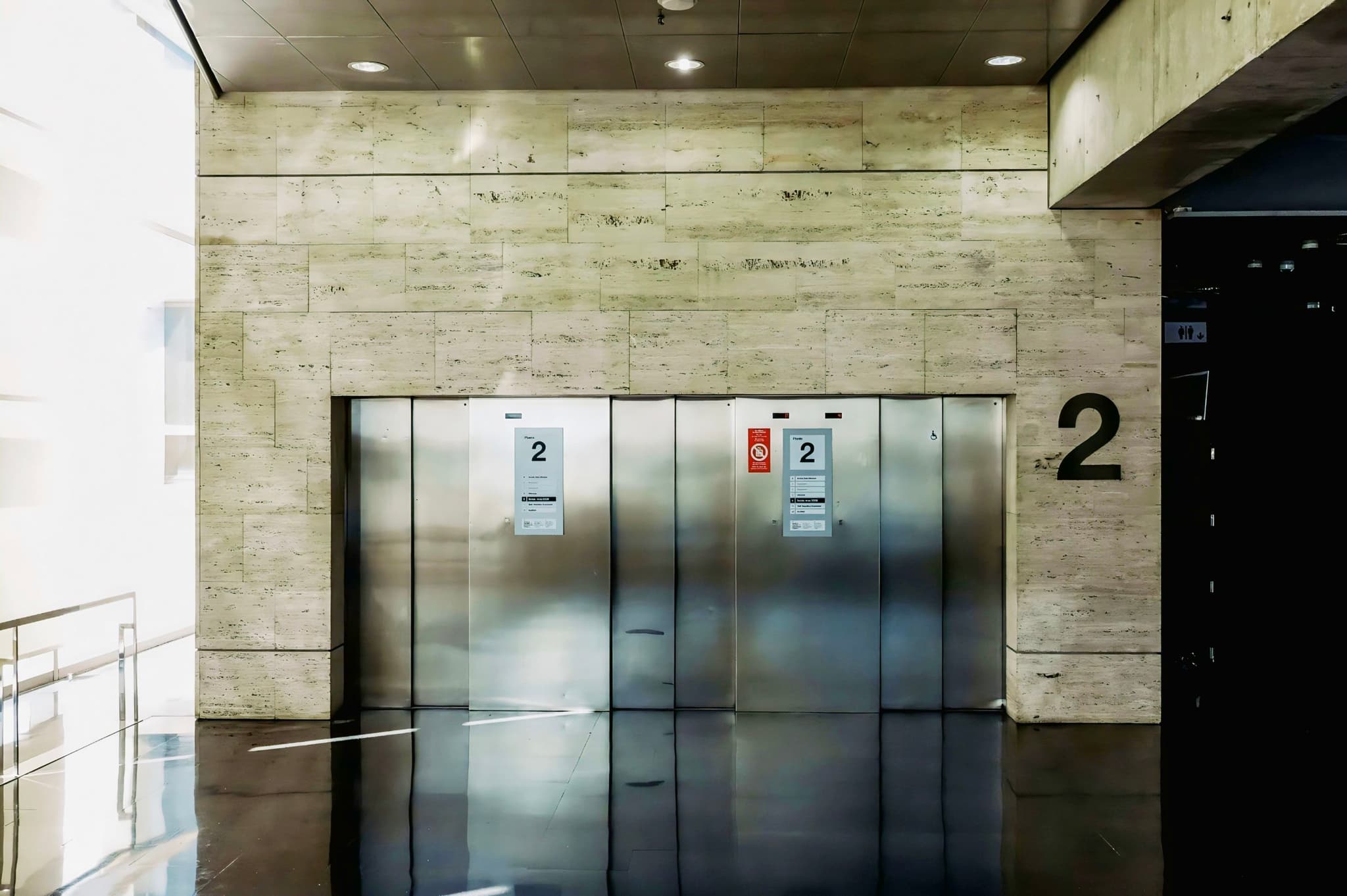 Elevator dan lift Indocrane